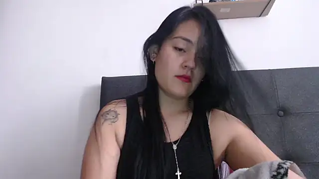 Snapshot of Alisha_99 chatting on 03/22/26, 06:42 Alisha 99 online show from 03/22/26, 06:42