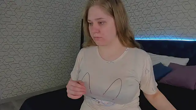 Megan Violer online show from 04/15/26, 05:17