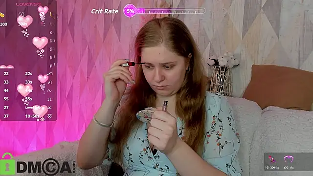 Snapshot of Megan_Violer chatting on 11/04/25, 05:17 Megan Violer online show from 11/04/25, 05:17