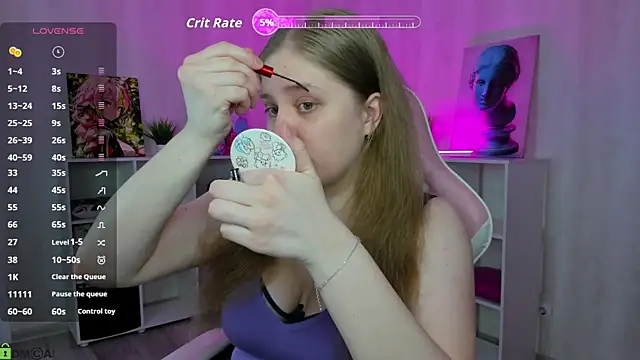 Snapshot of Megan_Violer chatting on 05/25/26, 05:22 Megan Violer online show from 05/25/26, 05:22