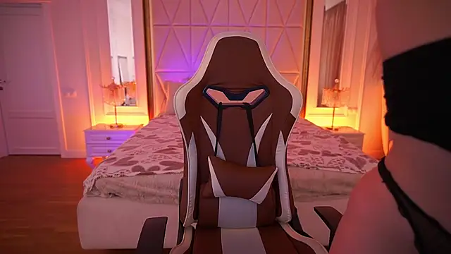 LylaYeess online show from 02/08/26, 07:28