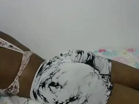 sly minah online show from 11/20/25, 04:57