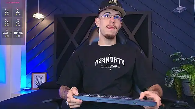 CodyWalkerR online show from 03/08/26, 05:22