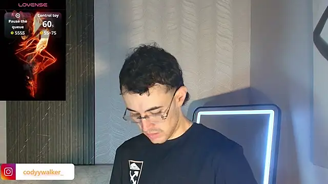 CodyWalkerR online show from 05/12/26, 05:41