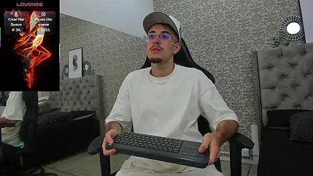 CodyWalkerR online show from 11/08/25, 11:41