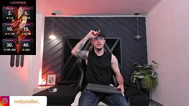 CodyWalkerR online show from 02/19/26, 05:15