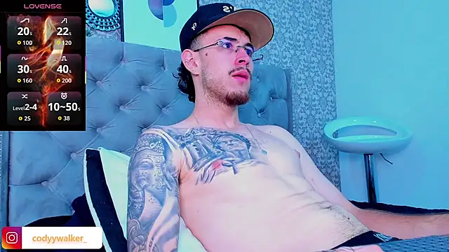 CodyWalkerR online show from 12/04/25, 06:18