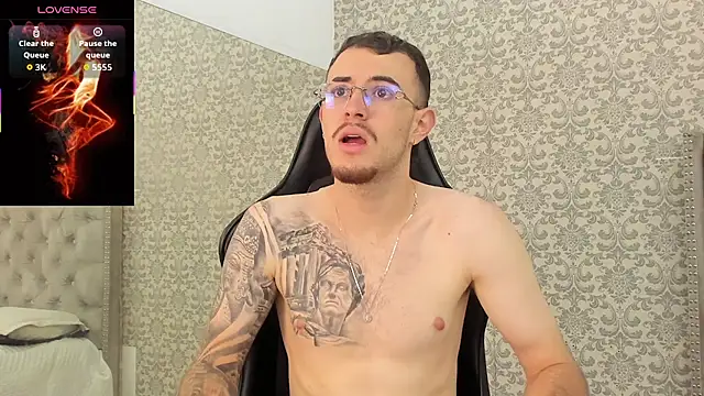 CodyWalkerR online show from 11/12/25, 05:17