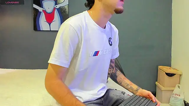 CodyWalkerR online show from 10/16/25, 05:10