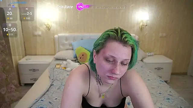 LunaaMayy online show from 04/13/26, 08:35