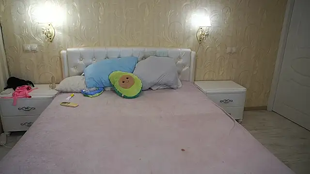 LunaaMayy online show from 05/09/26, 10:35