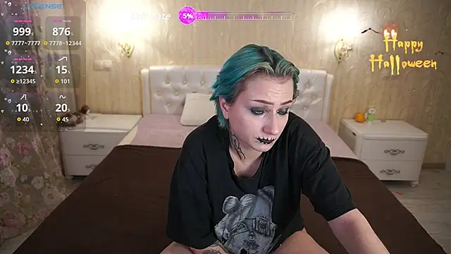 LunaaMayy online show from 11/01/25, 04:12