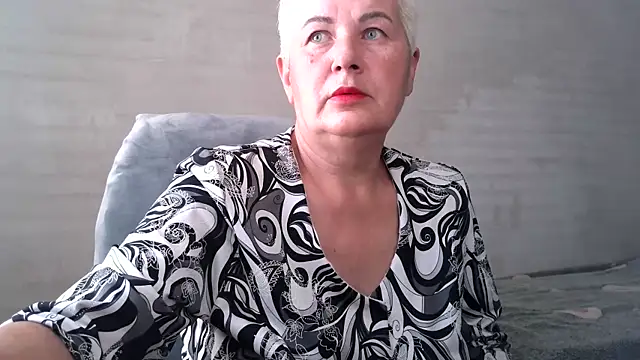 NicoleOlla online show from 09/24/25, 01:46