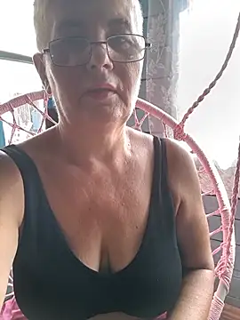 Snapshot of NicoleOlla chatting on 07/07/26, 07:23 NicoleOlla online show from 07/07/26, 07:23
