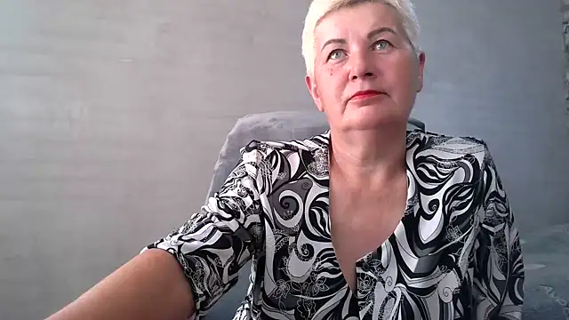 NicoleOlla online show from 09/26/25, 01:56