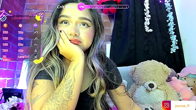 Snapshot of Pucaa_ chatting on 09/24/25, 11:21 Pucaa online show from 09/24/25, 11:21