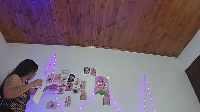 Pucaa  online show from 01/08/26, 12:05