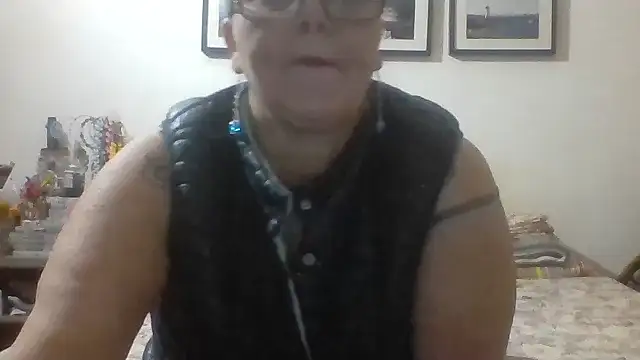 Snapshot of brasiliana49 chatting on 05/02/26, 03:45 brasiliana49 online show from 05/02/26, 03:45