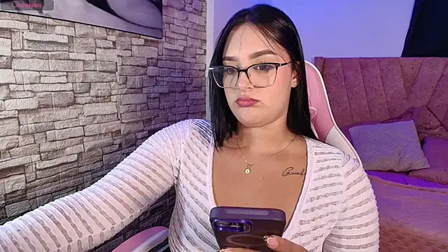 RachelStein online show from 10/31/25, 05:48