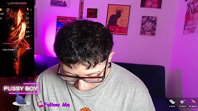 Snapshot of princeFtm chatting on 09/17/25, 02:52 princeFtm online show from 09/17/25, 02:52