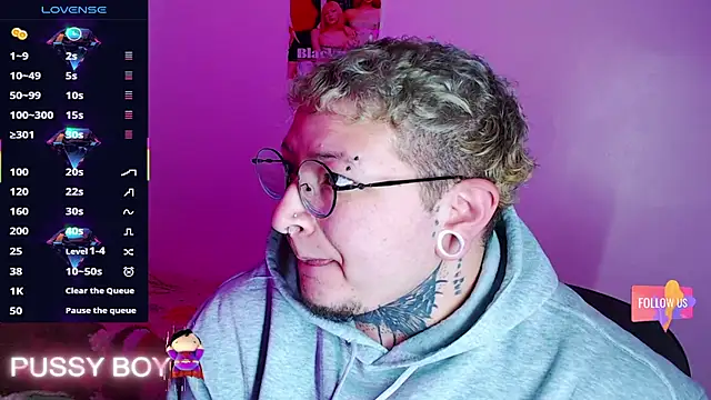 Snapshot of princeFtm chatting on 01/13/26, 03:38 princeFtm online show from 01/13/26, 03:38