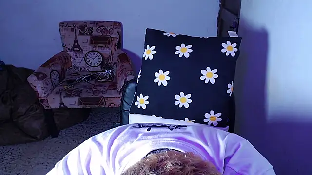 Snapshot of princeFtm chatting on 02/24/25, 05:42 princeFtm online show from 02/24/25, 05:42