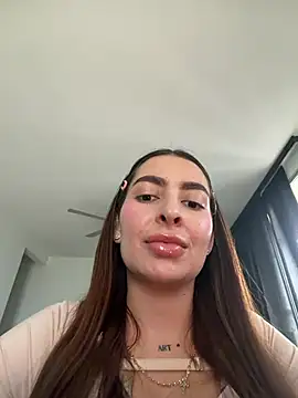 caralella online show from 07/11/26, 10:10