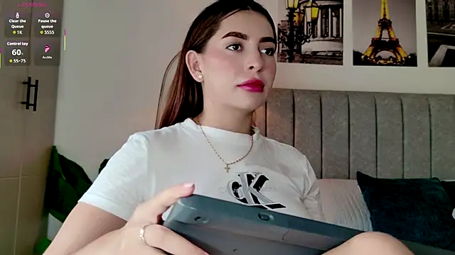 caralella online show from 04/14/26, 07:08