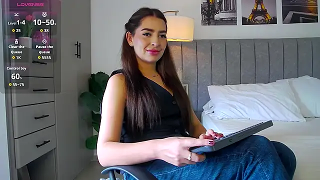 caralella online show from 11/08/25, 07:28