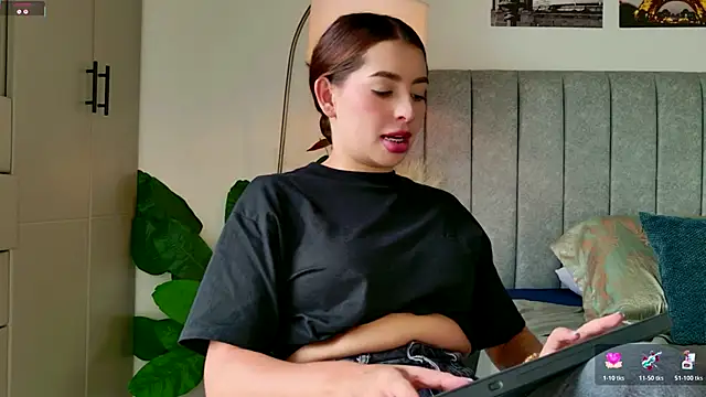 caralella online show from 02/24/26, 09:15