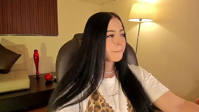 Maaiitee online show from 03/25/26, 01:10