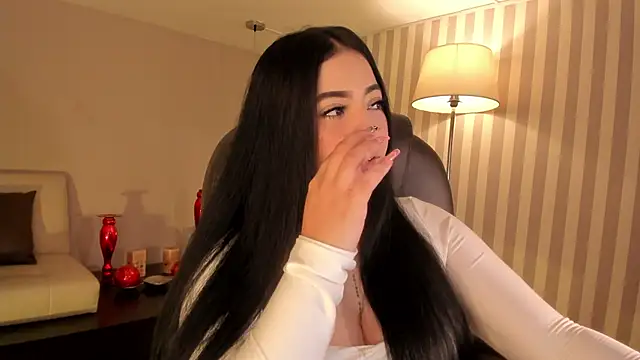 Maaiitee online show from 11/15/25, 06:56