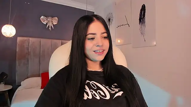 Snapshot of Maaiitee chatting on 03/02/25, 03:52 Maaiitee online show from 03/02/25, 03:52