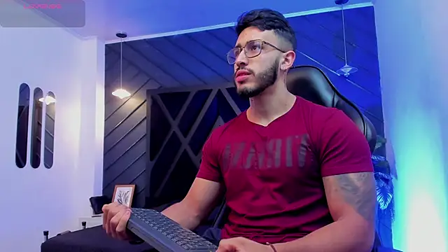 Liam Kleiin online show from 11/21/25, 11:20