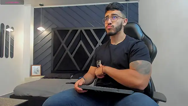 Liam Kleiin online show from 11/13/25, 11:36