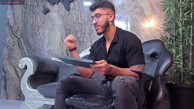 Liam Kleiin online show from 03/08/25, 11:37