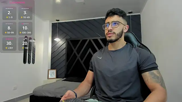 Liam Kleiin online show from 11/18/25, 11:24