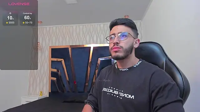 Liam Kleiin online show from 12/22/25, 11:32