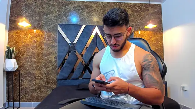 Liam Kleiin online show from 09/17/25, 11:23