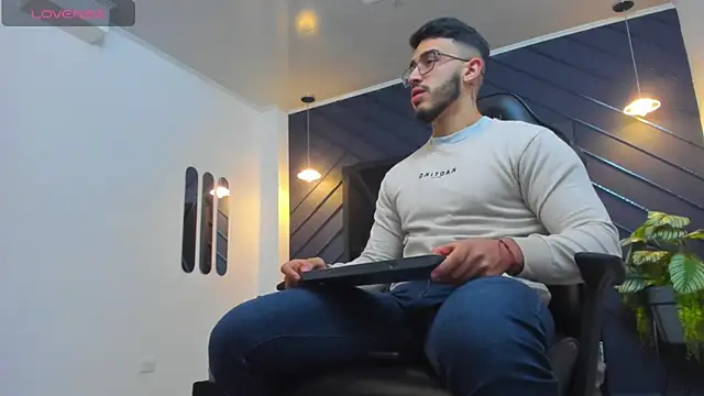 Liam Kleiin online show from 10/16/25, 11:29