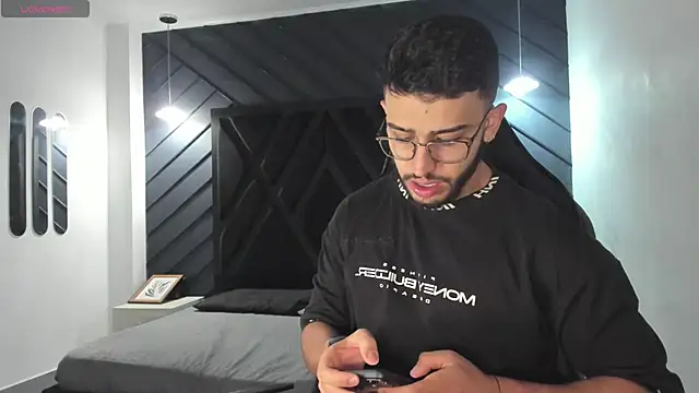 Liam Kleiin online show from 11/12/25, 11:25