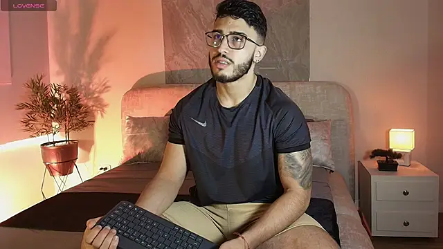 Liam Kleiin online show from 05/19/26, 11:17
