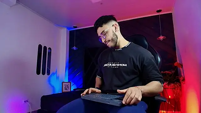 Liam Kleiin online show from 04/18/26, 11:23