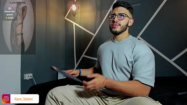 Liam Kleiin online show from 03/08/26, 03:15