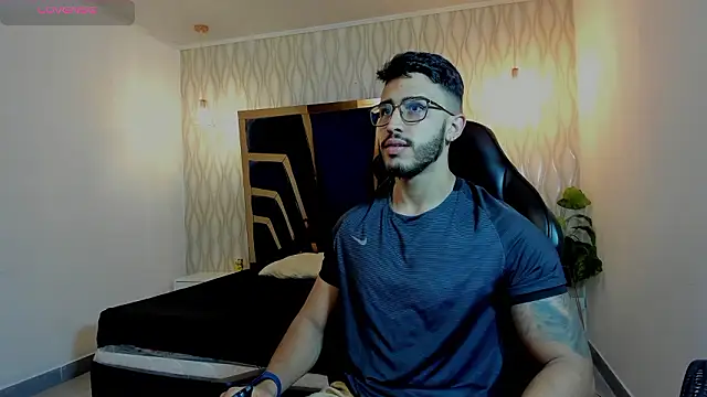 Liam Kleiin online show from 03/27/26, 11:33