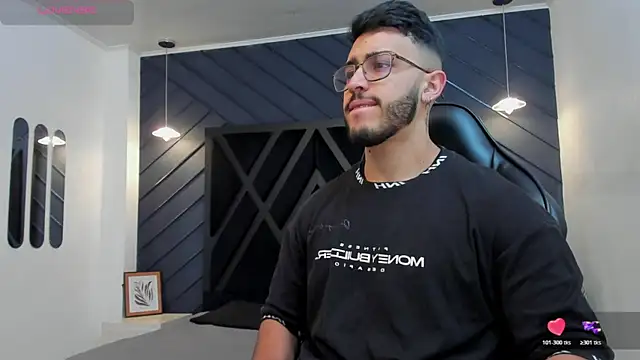 Liam Kleiin online show from 10/31/25, 11:18