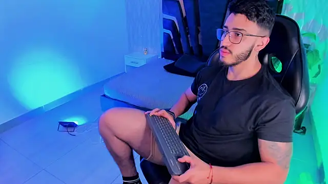 Liam Kleiin online show from 12/04/25, 11:31