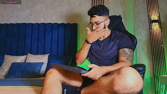 Liam Kleiin online show from 07/07/26, 11:14