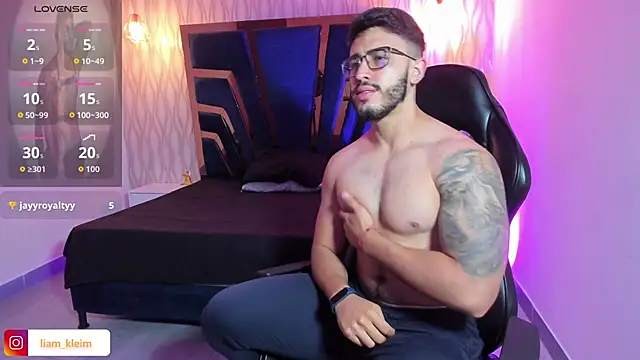 Liam Kleiin online show from 04/22/26, 11:28
