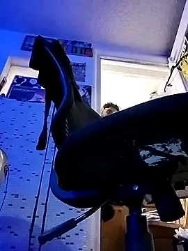 Roleplay2323 online show from 10/31/25, 07:27